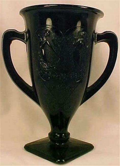 Art Deco Black Amethyst Vase Nymphs L E Smith Depression Glass Smooth Rim # 2